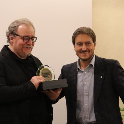 Claudio Negrini Premiato Da Fabrizio Frigieri