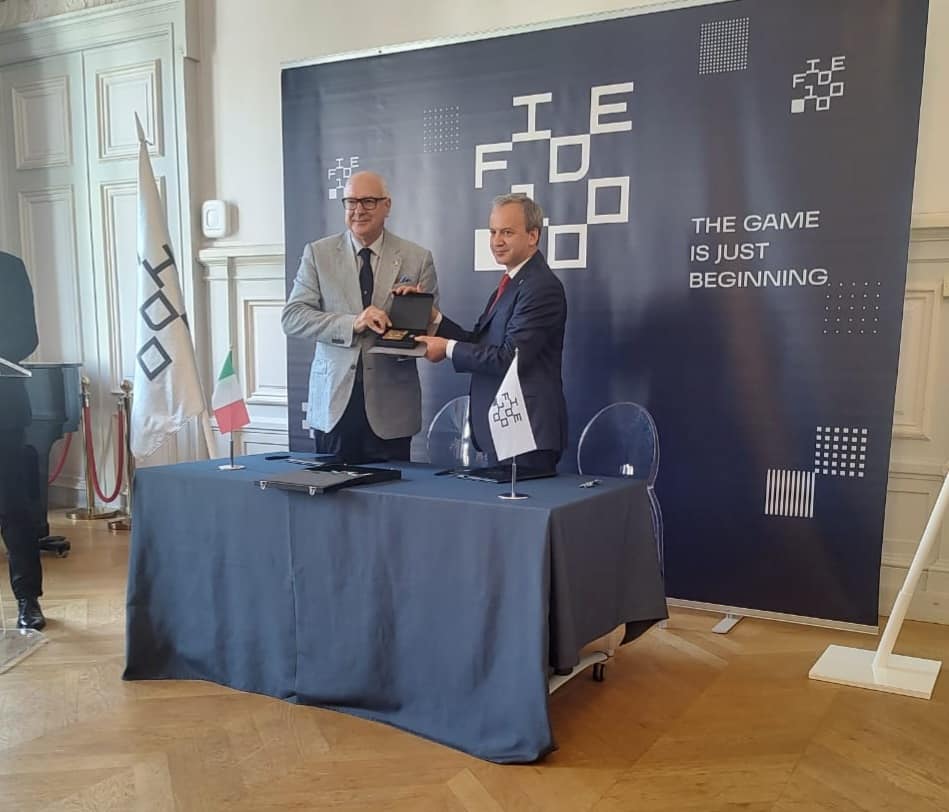 Il Presidente Maggi riceve una benemerenza da Dvorkovic