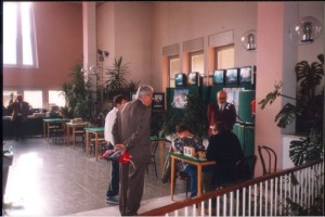 cia980009
