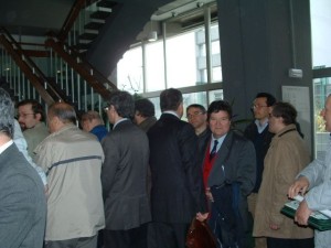 an 33   zona accrediti