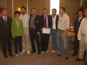 l italia al completo premiata con le autorita