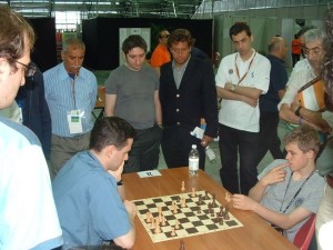 r08   dscf0136 macieja e carlen analisi