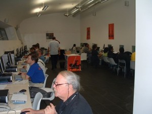 r12   dscf0135