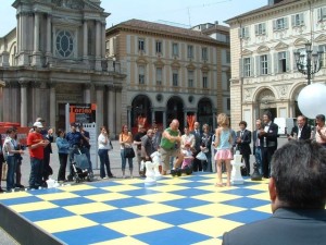 r05   dscf0009