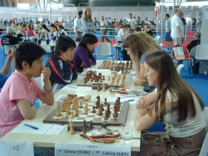 r08   dscf0070   cina   lettonia