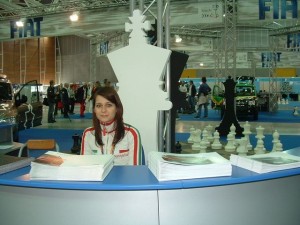 r11   dscf0004